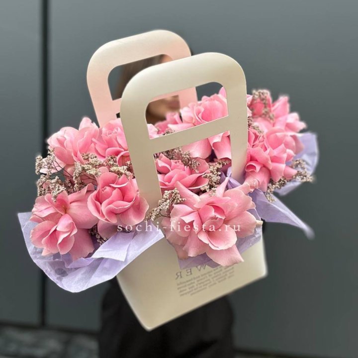 Сумочка розовых роз "Плинки" в Череповеце