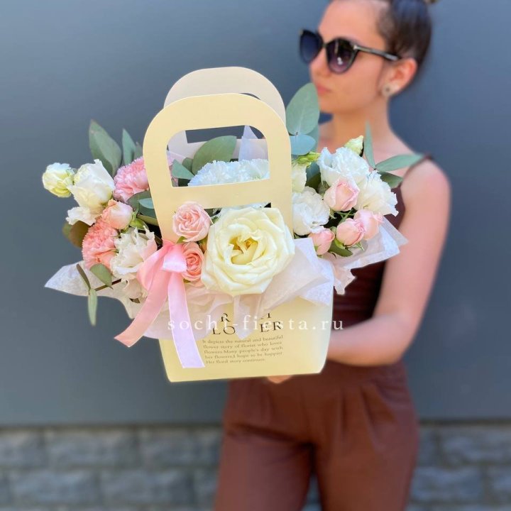 Цветочная сумочка "Рафаэль" в Череповеце