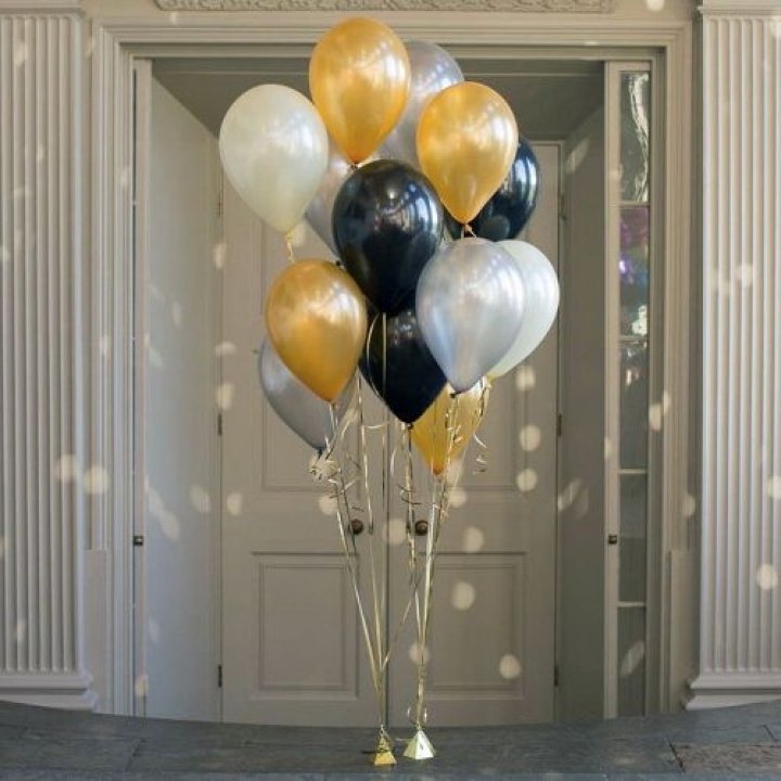 Фонтан шаров "Фаерворк" в Череповеце