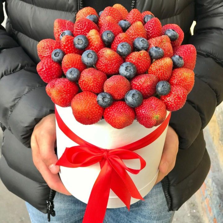 Клубничный бокс №3 в Череповеце