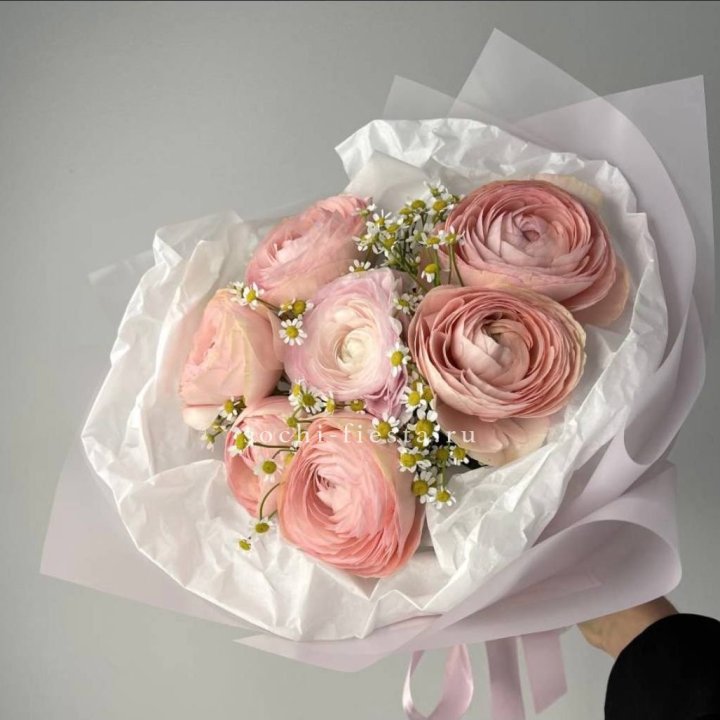 Ранункулюсы с ромашками в Череповеце