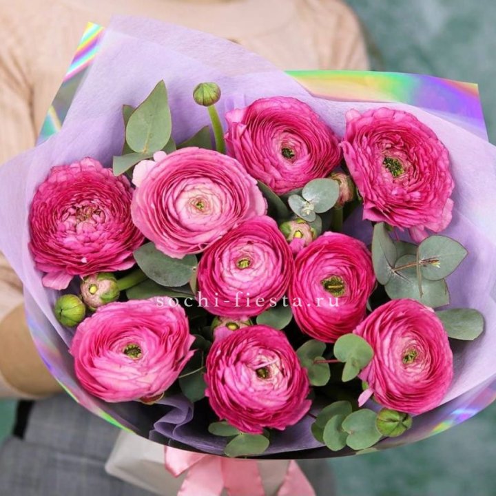 Ранункулюсы с эвкалиптом №2 в Череповеце