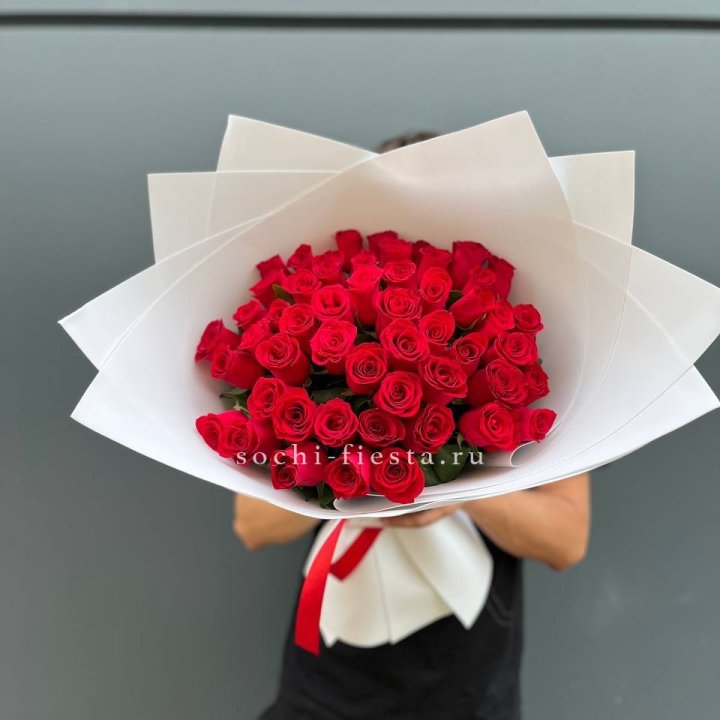 51  красная роза в Череповеце