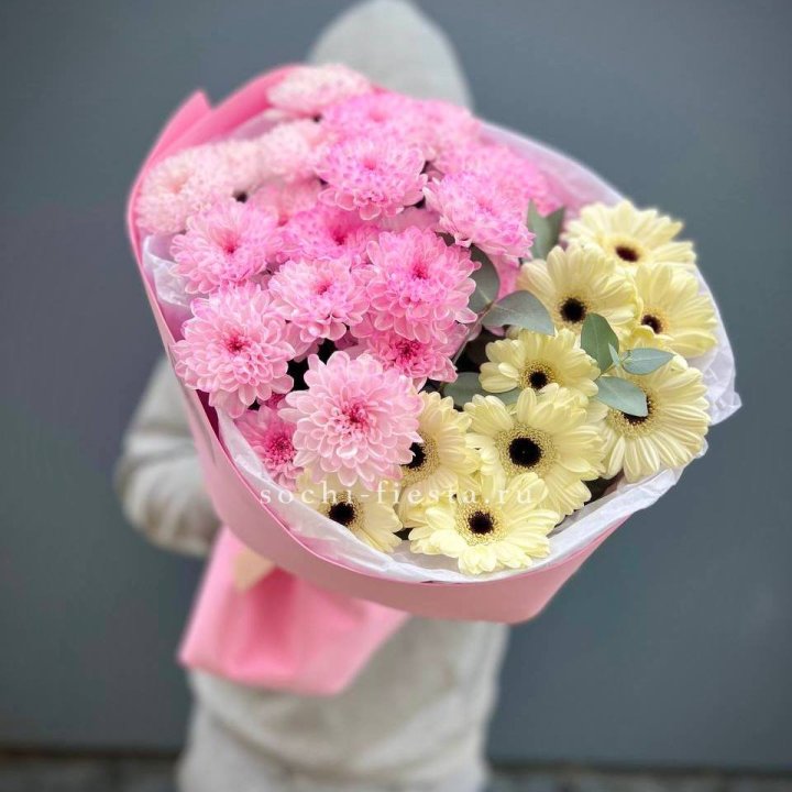 Дуо хризантем и гербер в Череповеце