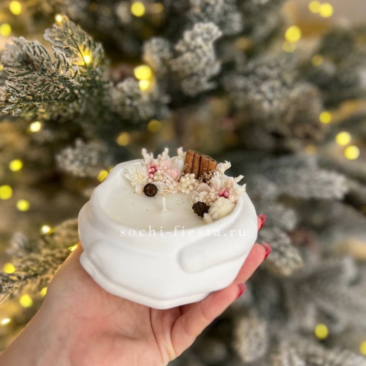 Свеча ароматическая в гипсе Руки с корицей в Череповеце