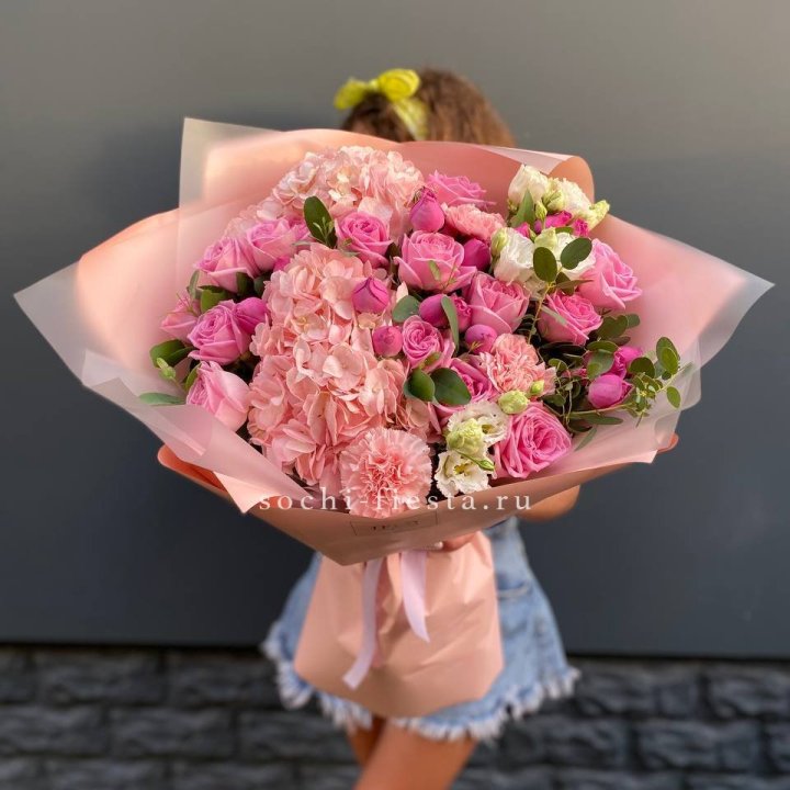 Авторский букет "Восторг" в Череповеце