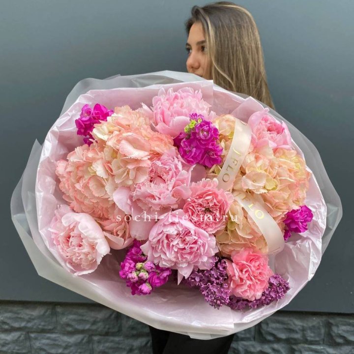  Букет "Фловер пионс" в Череповеце