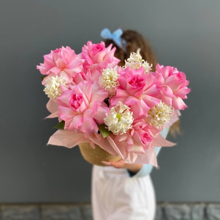 Дуо розы и гиацинты в Череповеце