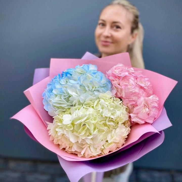 Букет гортензий "Тоника" в Череповеце