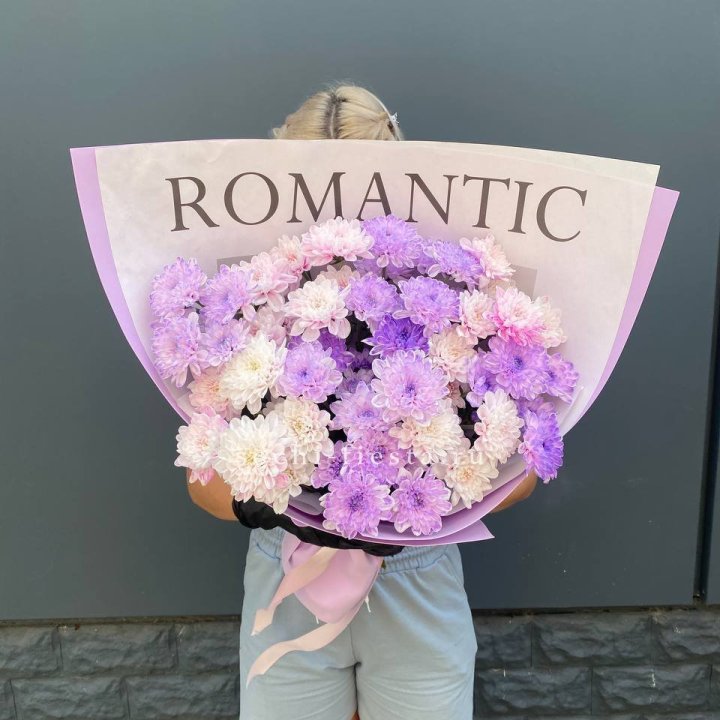 Букет сиреневых хризантем в Череповеце