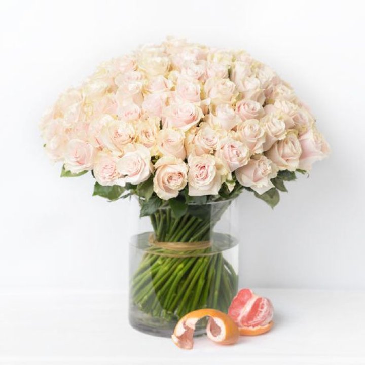 101 кремовая роза в Череповеце