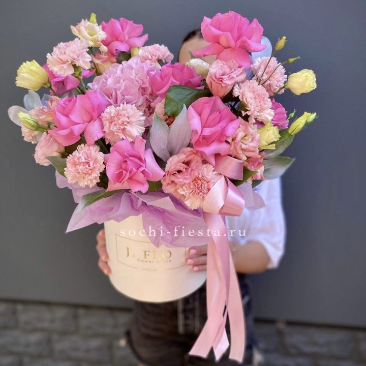 Цветочный бокс "Сальма" в Череповеце