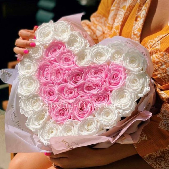 Бокс сердце с розами №2 в Череповеце