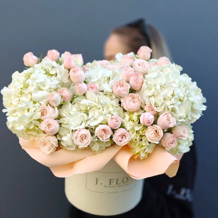 Дизайнерский бокс "Изабелла" в Череповеце