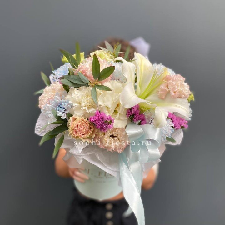 Дизайнерский цилиндр "Лилия" в Череповеце