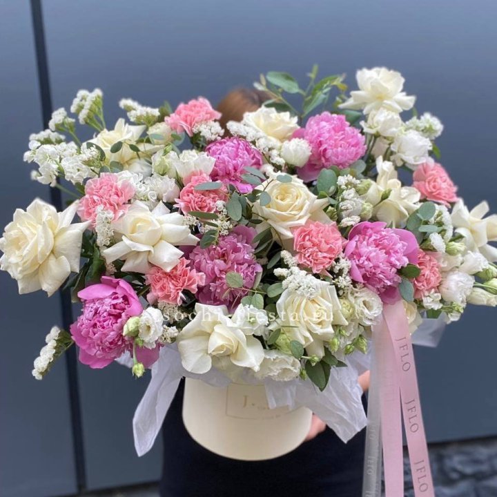 Дизайнерский бокс "Амор этерна" в Череповеце