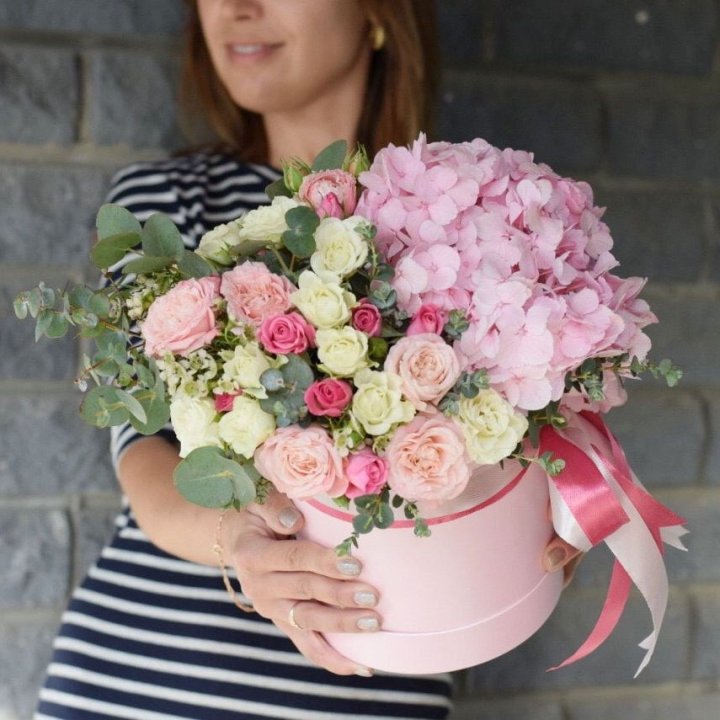 Дизайнерский цилиндр №1 в Череповеце