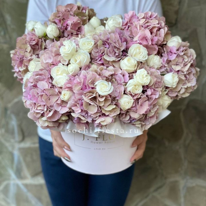 Бокс "Изобела пинк" в Череповеце