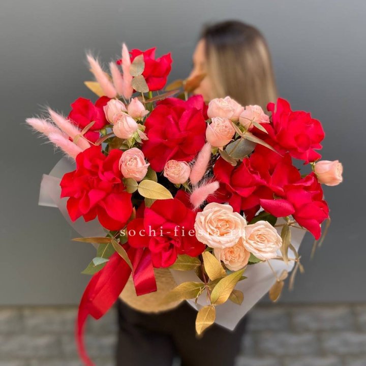 Джутовое кашпо "Любовь Лолиты" в Череповеце