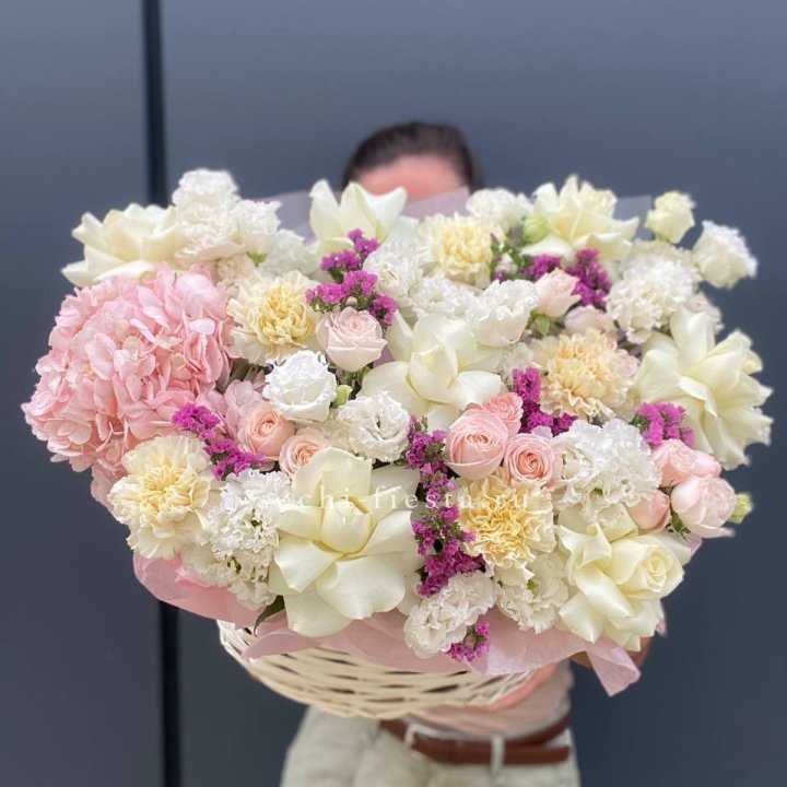 Корзина "Воздушная нежность" в Череповеце