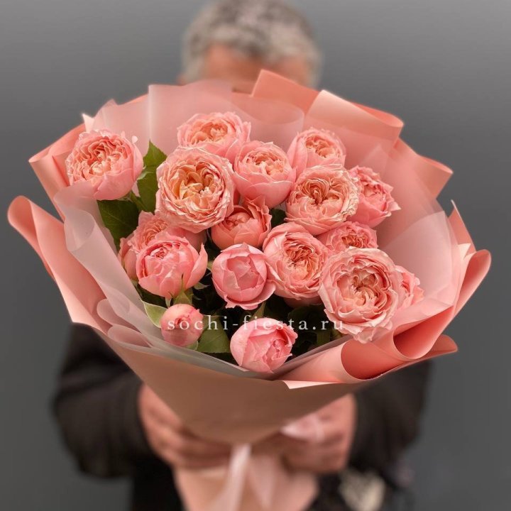 Букет комплимент из кустовых роз Джульетта в Череповеце