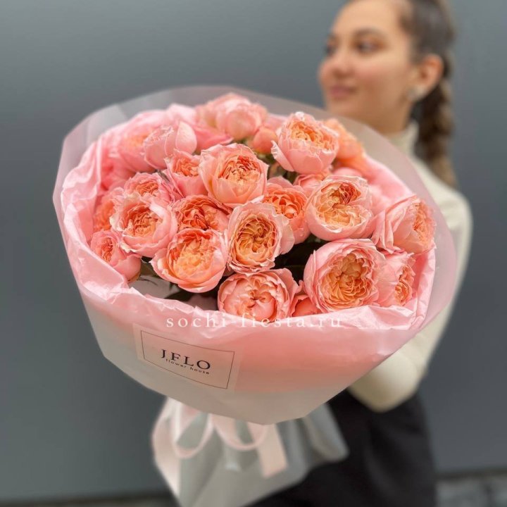 Букет из пионовидных роз Джульетта в Череповеце