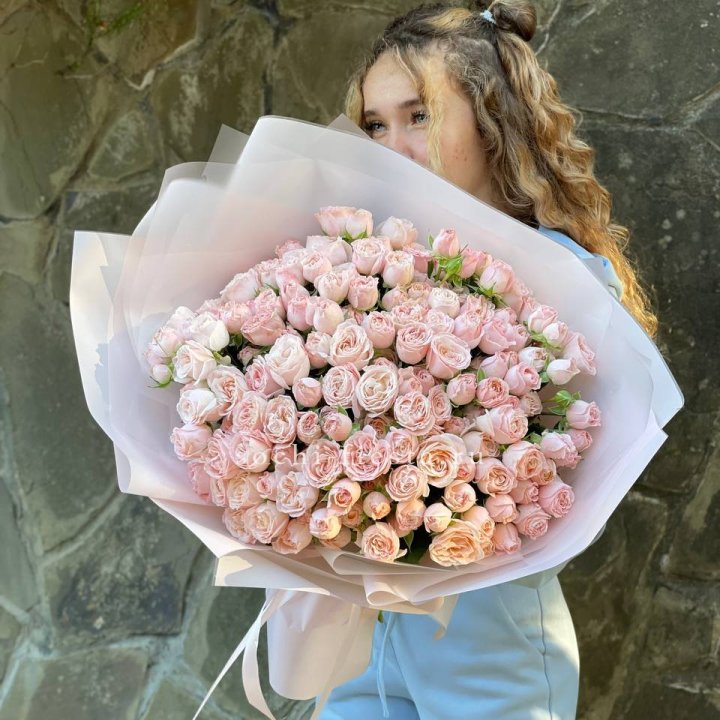45 роза бомбастик Крем в Череповеце