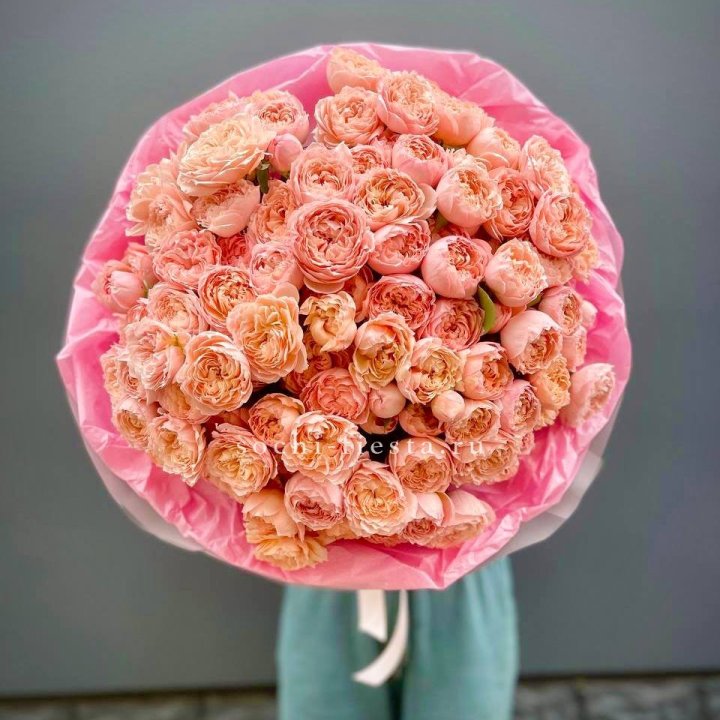 Букет кустовых пионовидных роз Джульетта "Принцесса" в Череповеце