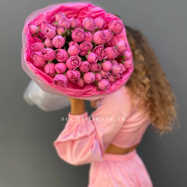 Букет из пионовидных роз  в Череповеце