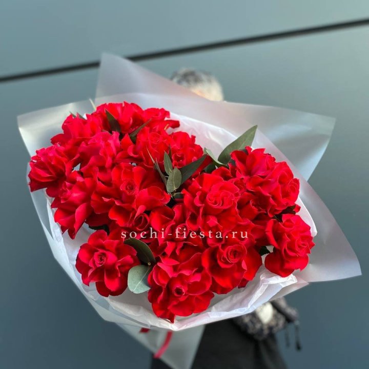 21 Красная французская роза в Череповеце