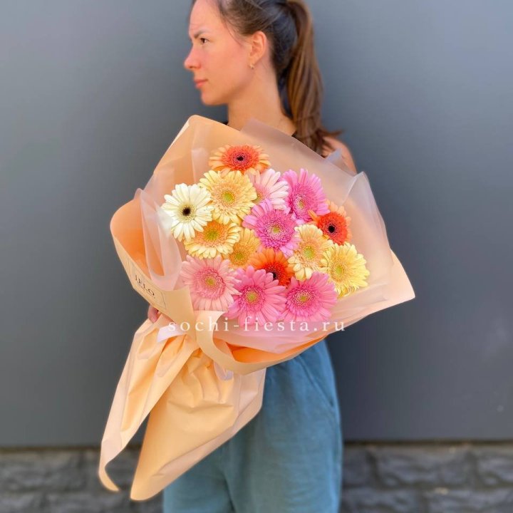 Букет разноцветных гербер в Череповеце