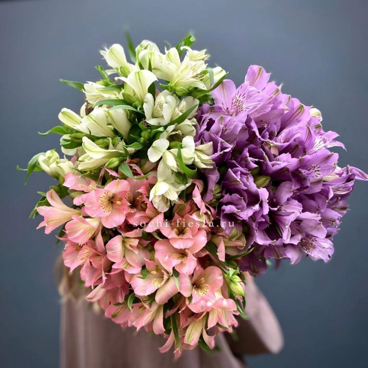 Охапка Альстромерии в Череповеце