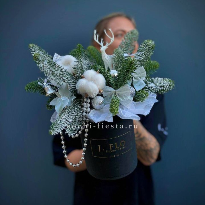 Композиция "Мери крисмас" в Череповеце