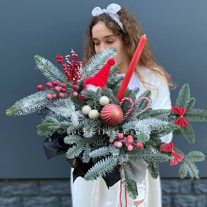 Композиция в бокале красная в Череповеце