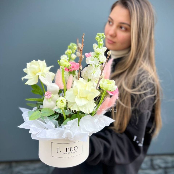 Цветочный бокс "Пасхальная композиция" в Череповеце