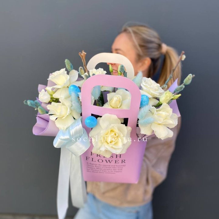 Цветочная сумочка "Пасхальная композиция" в Череповеце