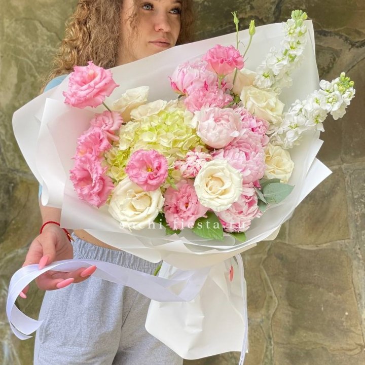 Букет с пионами №3 в Череповеце
