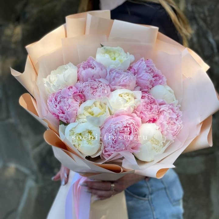 Букет 15 зефирных пионов в Череповеце