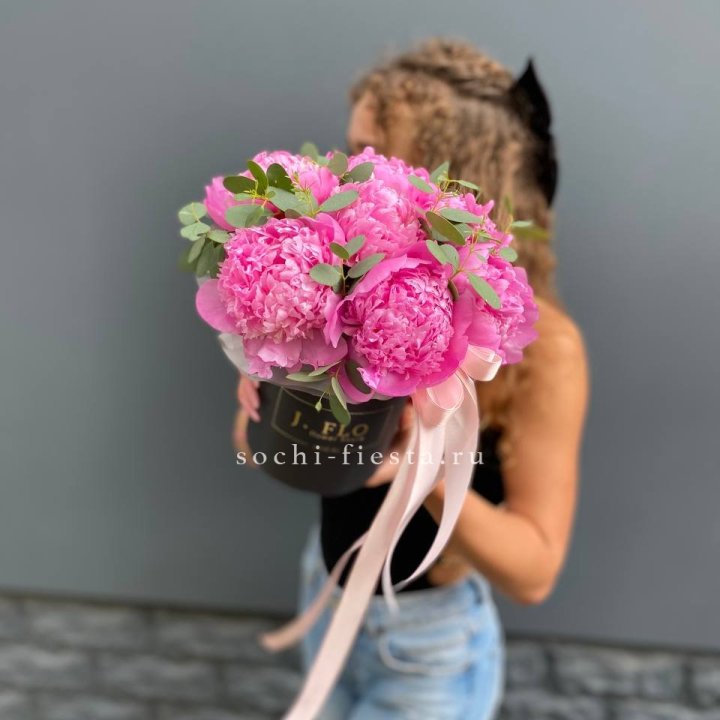 Дизайнерский цилиндр "Фломени" в Череповеце