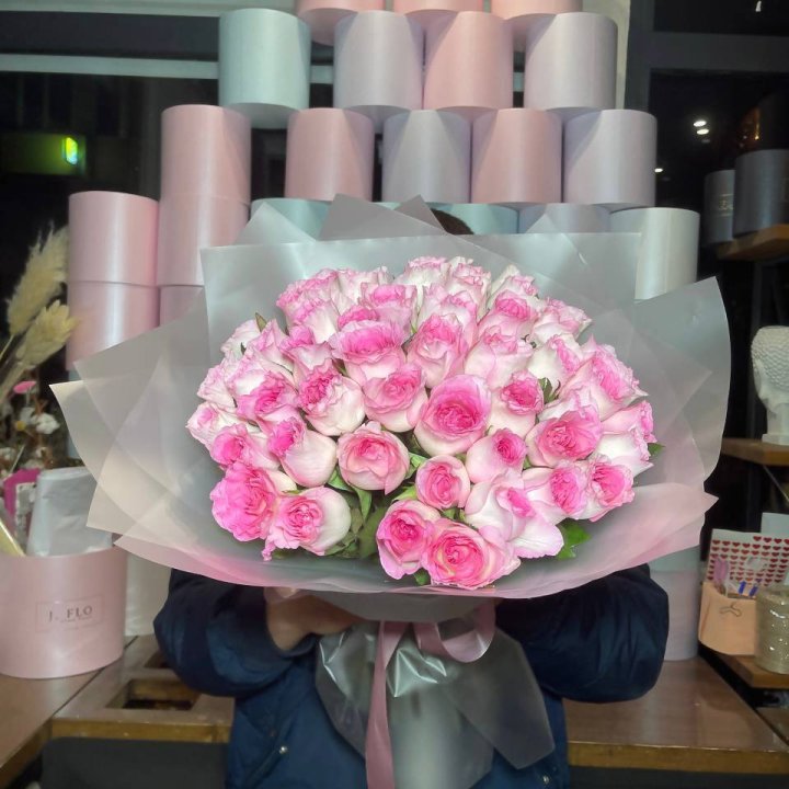  51 розовых роз в Череповеце