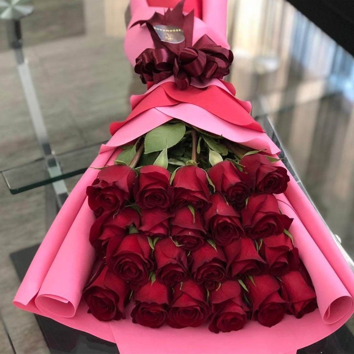 21 красная роза "Элеганс" в Череповеце