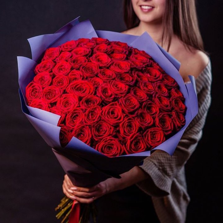 71 красная роза в Череповеце