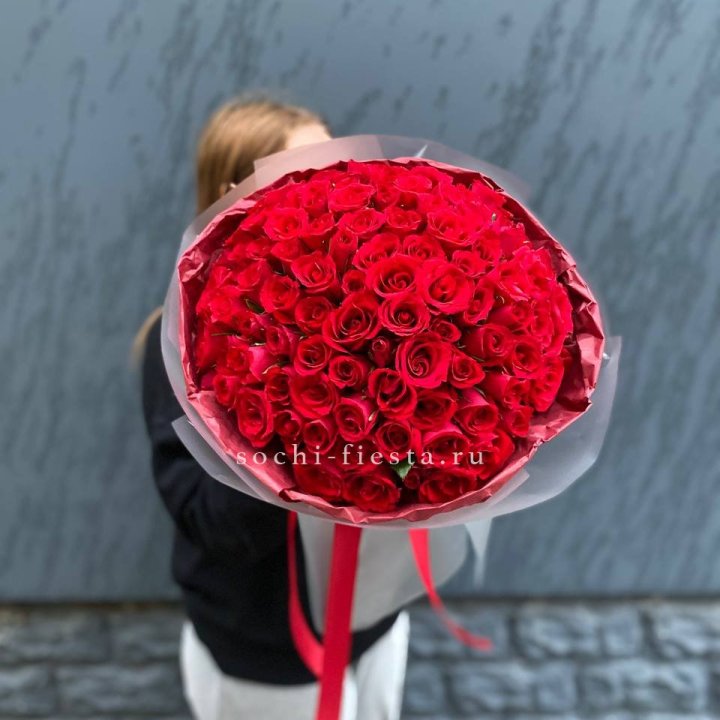 101  красная кенийская роза  в Череповеце