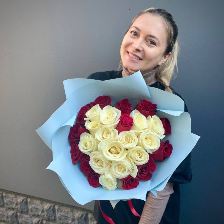 27 роз "Сердце" в Череповеце