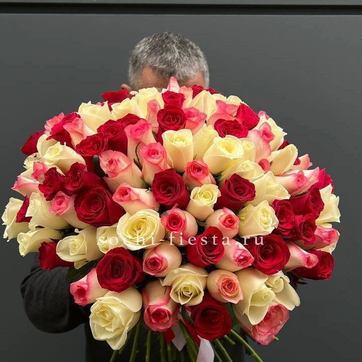 101 разноцветная роза "Джули" в Череповеце
