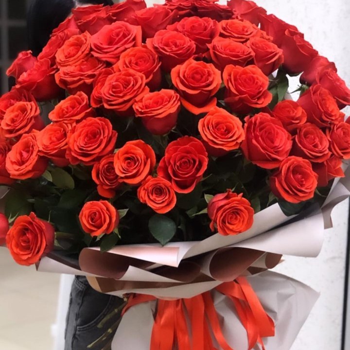 Букет высоких эквадорских роз  в Череповеце