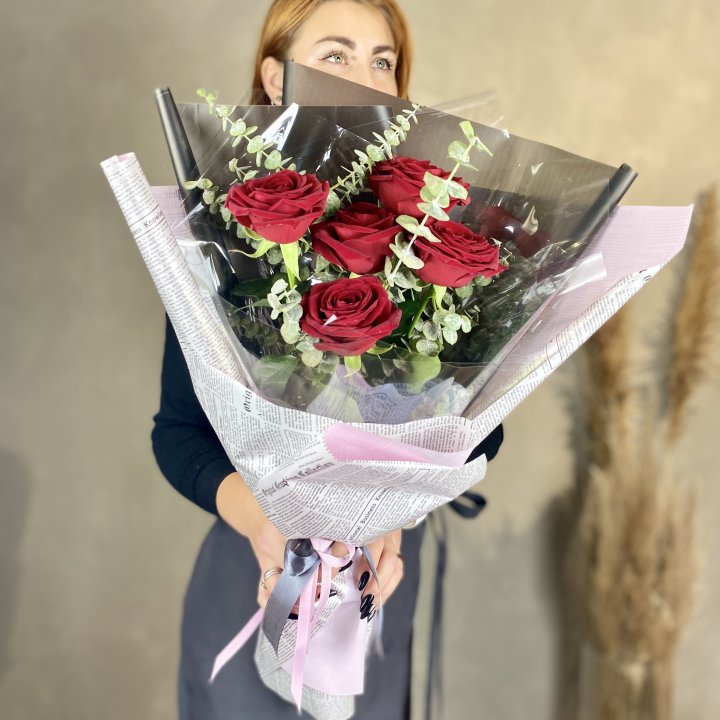 5 красных роз в Череповеце