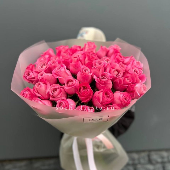 Роза малиновая в Череповеце