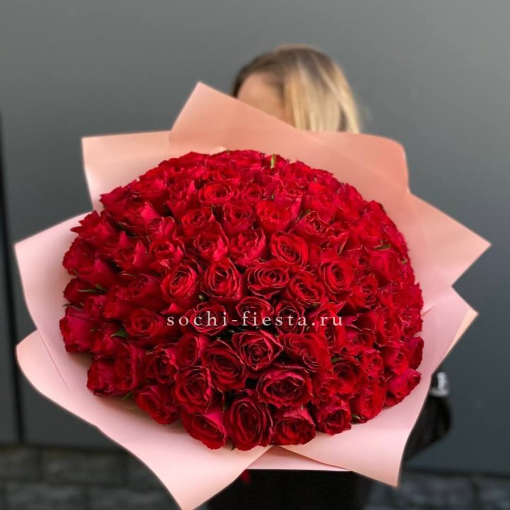 101 роза мадам ред в Череповеце