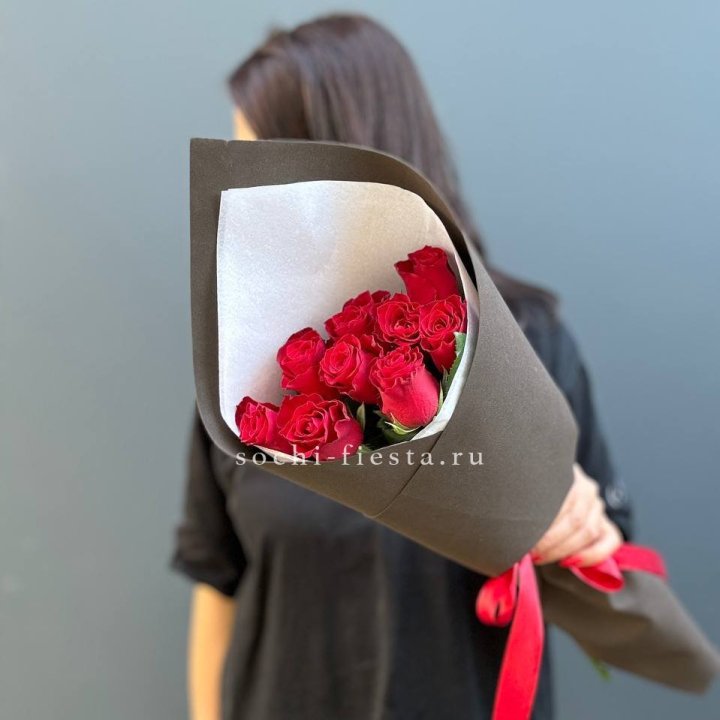 9 красных роз в фоамиране в Череповеце